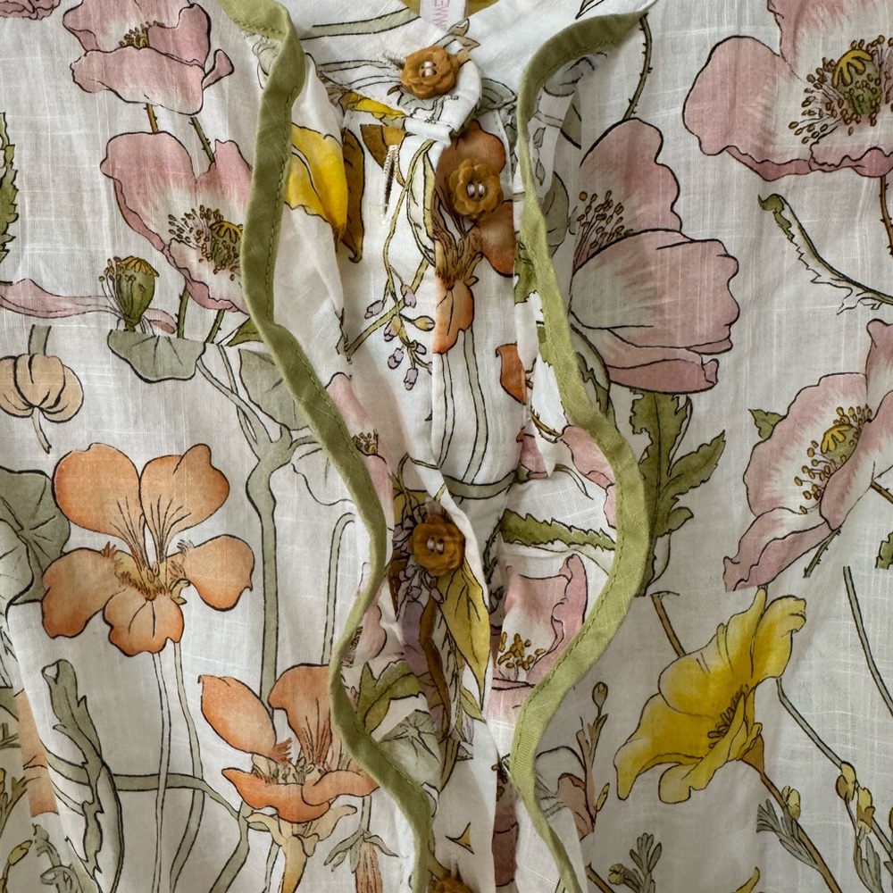 Floral Button-Up Romper - Picture 2 of 2